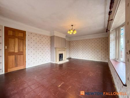 3 bedroom Semi-detached bungalow for sale in Hawton Road, Newark, NG24