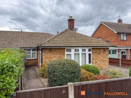 3 bedroom Semi-detached bungalow for sale in Hawton Road, Newark, NG24