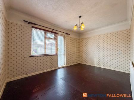 3 bedroom Semi-detached bungalow for sale in Hawton Road, Newark, NG24
