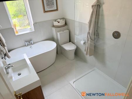 4 bedroom Detached house for sale in Carnell Lane, Fernwood, NG24