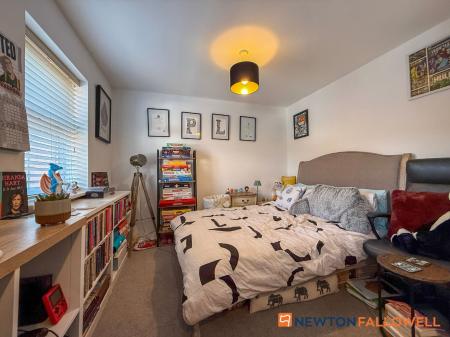 4 bedroom Terraced House for sale in Goldstraw Lane, Fernwood, NG24
