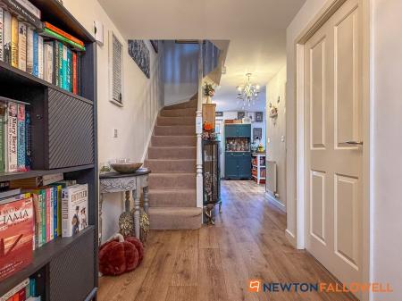 4 bedroom Terraced House for sale in Goldstraw Lane, Fernwood, NG24