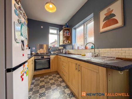 3 bedroom Semi-detached house for sale in Park Crescent, Newark, NG24