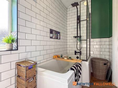 3 bedroom Semi-detached house for sale in Park Crescent, Newark, NG24