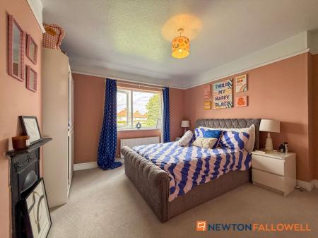 3 bedroom Semi-detached house for sale in Park Crescent, Newark, NG24