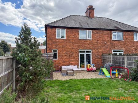 3 bedroom Semi-detached house for sale in Park Crescent, Newark, NG24