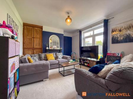 3 bedroom Semi-detached house for sale in Park Crescent, Newark, NG24