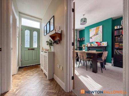 3 bedroom Semi-detached house for sale in Park Crescent, Newark, NG24