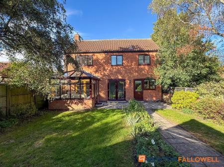 3 bedroom Detached house for sale in Bell Lane, Collingham, NG23