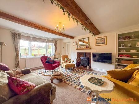3 bedroom Cottage for sale in Woodhill Road, Collingham, NG23