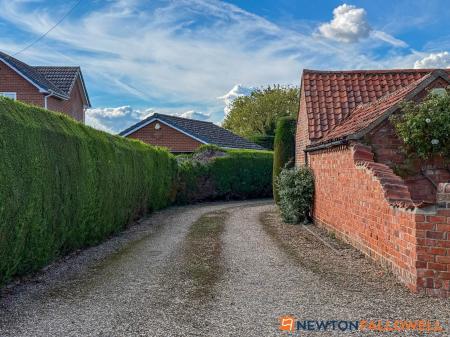 4 bedroom Detached house for sale in River Cottage, Newark Road, Bassingham