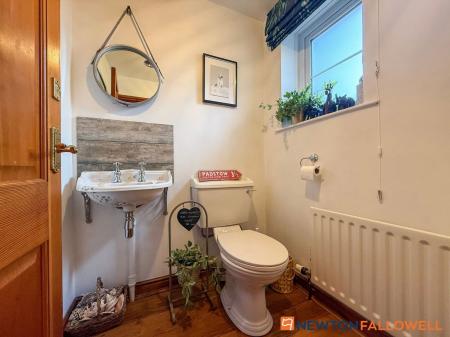 4 bedroom Detached house for sale in River Cottage, Newark Road, Bassingham