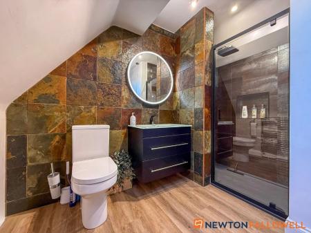 4 bedroom Detached house for sale in River Cottage, Newark Road, Bassingham
