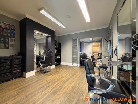 2 bedroom Commercial Property for sale in Barnby Gate, Newark, NG24