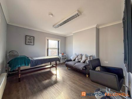 2 bedroom Commercial Property for sale in Barnby Gate, Newark, NG24