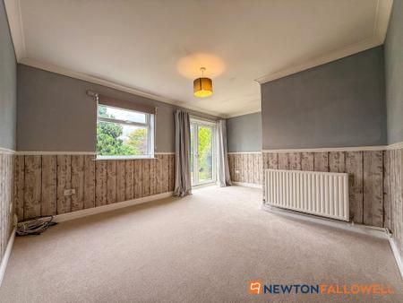 3 bedroom Detached bungalow for sale in Hawton Lane, Balderton, NG24