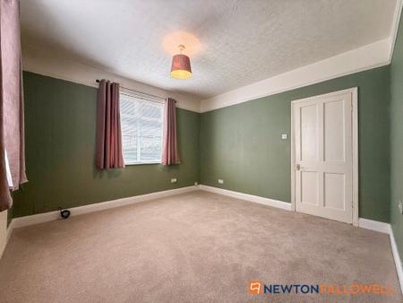 3 bedroom Detached bungalow for sale in Hawton Lane, Balderton, NG24