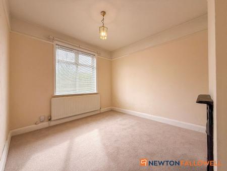 3 bedroom Detached bungalow for sale in Hawton Lane, Balderton, NG24