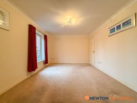 1 bedroom Flat for sale in Warwick Road, Balderton, NG24