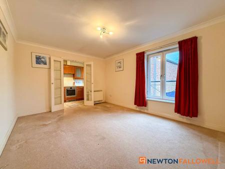 1 bedroom Flat for sale in Warwick Road, Balderton, NG24
