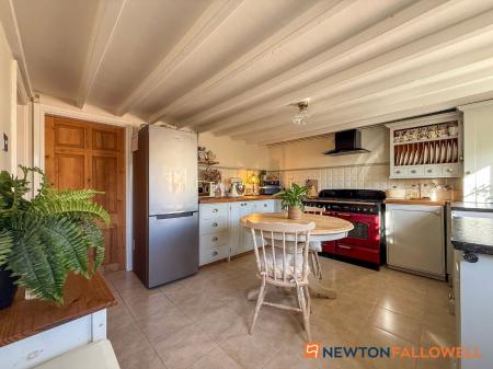 2 bedroom Detached house for sale in Queen Street, Balderton, NG24