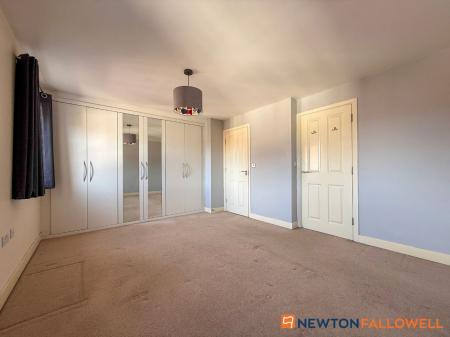 4 bedroom Terraced House for sale in Goldstraw Lane, Fernwood, NG24