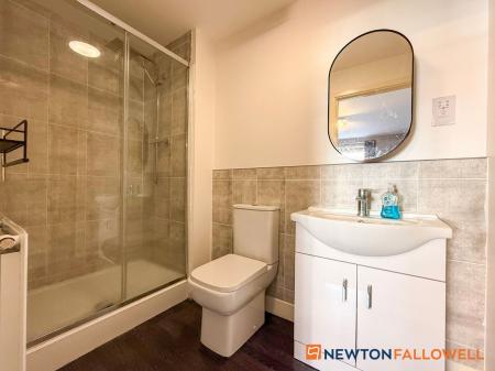 4 bedroom Terraced House for sale in Goldstraw Lane, Fernwood, NG24