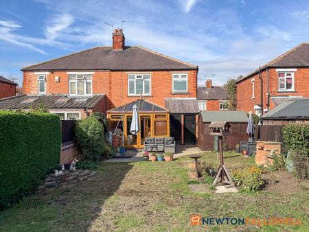 3 bedroom Semi-detached house for sale in Salisbury Road, Newark, NG24