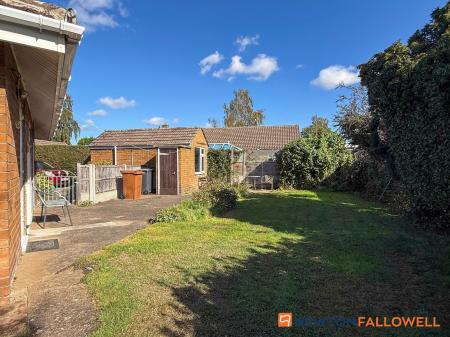 3 bedroom Semi-detached bungalow for sale in Village Way, Farndon, NG24