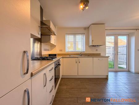 3 bedroom Semi-detached house for sale in Charters Drive, Middlebeck, NG24