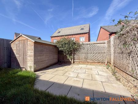 3 bedroom Semi-detached house for sale in Charters Drive, Middlebeck, NG24