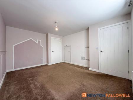 3 bedroom Semi-detached house for sale in Charters Drive, Middlebeck, NG24