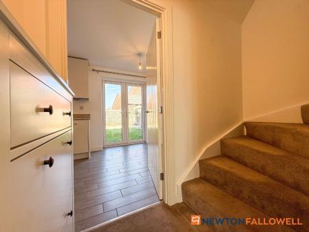 3 bedroom Semi-detached house for sale in Charters Drive, Middlebeck, NG24