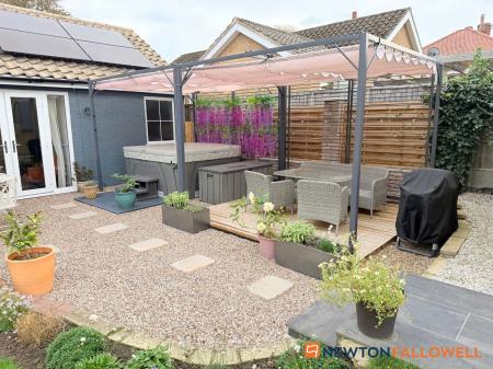 3 bedroom Detached bungalow for sale in Newark Road, Bassingham, LN5