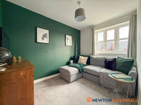 3 bedroom Semi-detached house for sale in Raddle Way, Middlebeck, NG24