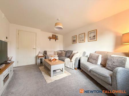 3 bedroom Semi-detached house for sale in Raddle Way, Middlebeck, NG24