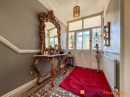 4 bedroom Detached house for sale in London Road, Balderton, NG24