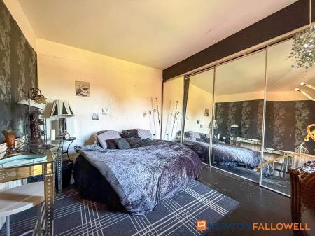 4 bedroom Detached house for sale in London Road, Balderton, NG24