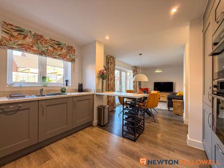 4 bedroom Detached house for sale in Flaxley Lane, Middlebeck, NG24