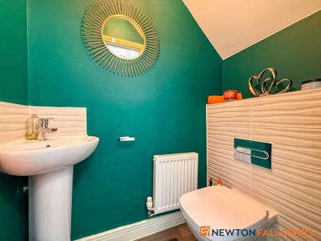 4 bedroom Detached house for sale in Flaxley Lane, Middlebeck, NG24