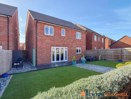 4 bedroom Detached house for sale in Flaxley Lane, Middlebeck, NG24