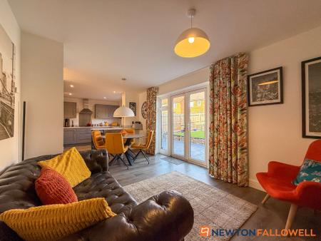 4 bedroom Detached house for sale in Flaxley Lane, Middlebeck, NG24