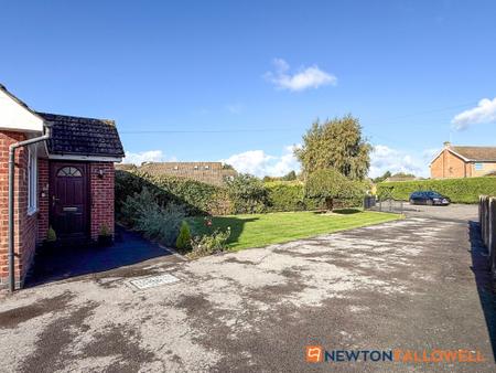3 bedroom Detached house for sale in St. Peters Close, Farndon, NG24