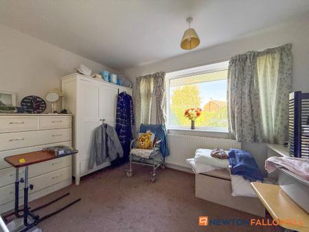 3 bedroom Detached house for sale in St. Peters Close, Farndon, NG24