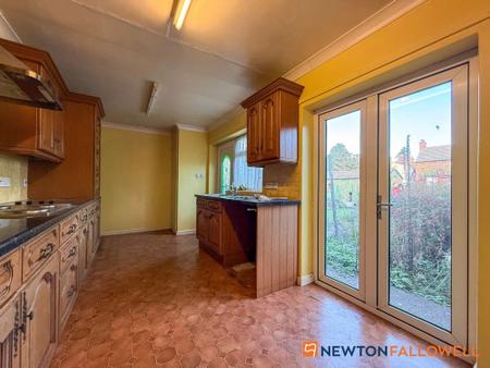 3 bedroom Detached bungalow for sale in Main Street, Sutton-On-Trent, NG23