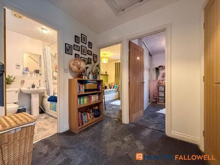 3 bedroom Link detached house for sale in Youngs Close, Coddington, NG24