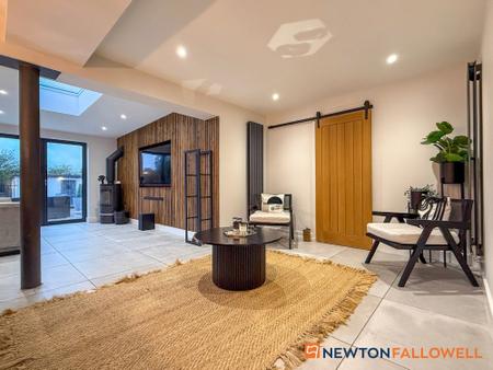 3 bedroom Detached house for sale in Hawton Road, Newark, NG24