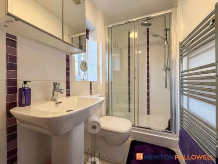 4 bedroom Detached house for sale in Marron Court, Fernwood, NG24