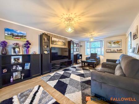 4 bedroom Detached house for sale in Marron Court, Fernwood, NG24