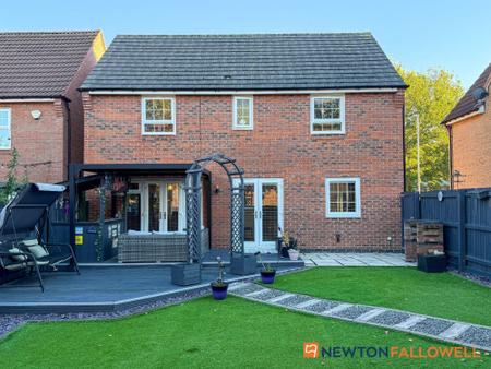 4 bedroom Detached house for sale in Marron Court, Fernwood, NG24